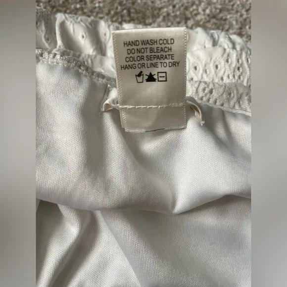 URBAN Romantics White Eyelet A-Line Skirt - Picture 6 of 7